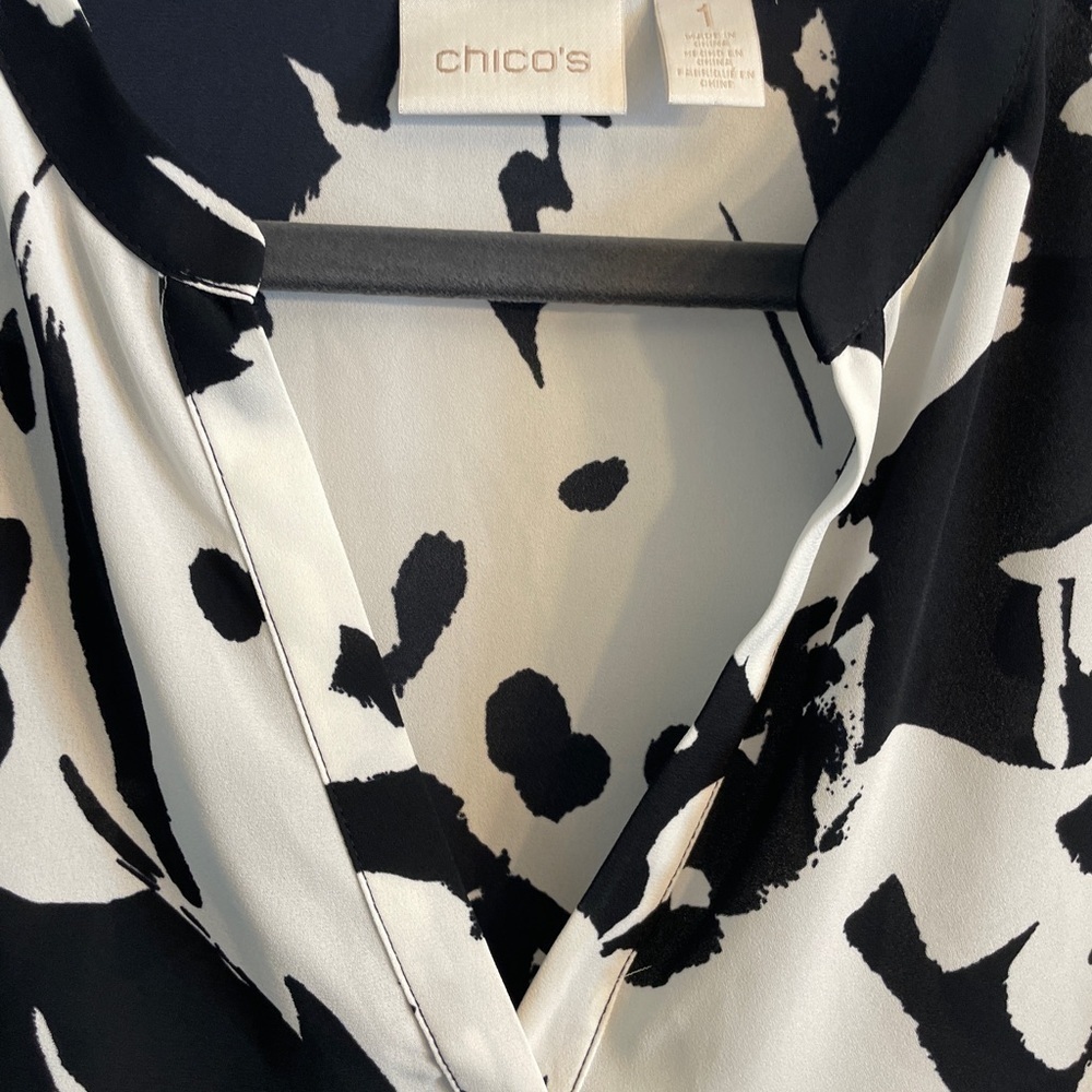 Chico's  Shirt Top Sheer Blk White Long Tunic V Neck Asymmetrical Hem M - Picture 7 of 8
